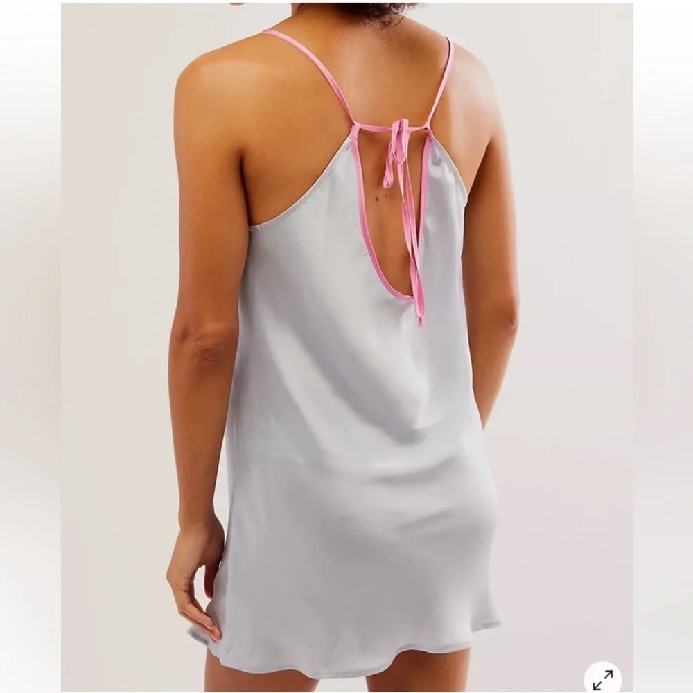 NWOT Free People Just What You Need Mini Slip in Gray & Pink Size XS $60 Retail - Picture 2 of 6
